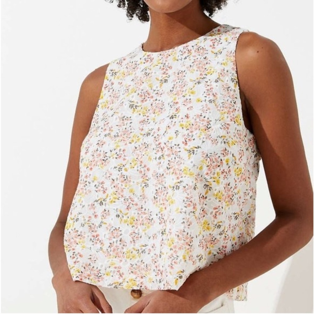 LOFT Floral Eyelet Cropped Tank - Size Medium NWT